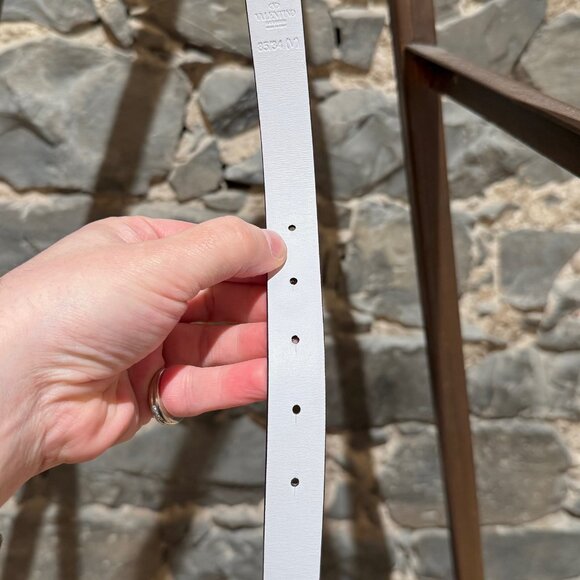 Valentino White Leather Gold Chain VLogo Belt - Picture 8 of 12